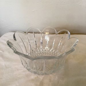 Lead crystal petal design bowl